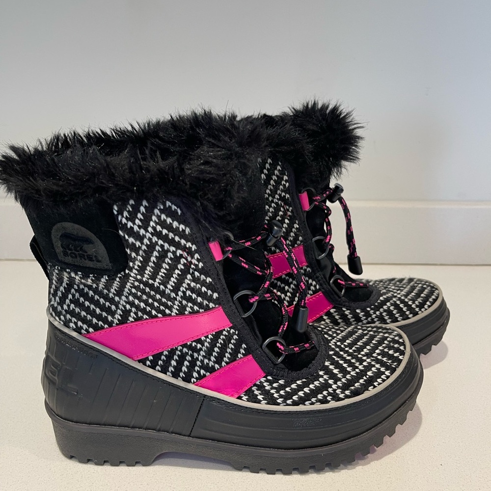 $85 Sorel Waterproof Black Pink Tweed Size 5 Winter Boots NY2424-010 Tivoli II
